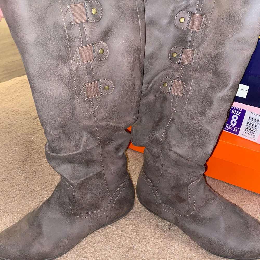 Cliffs Knee High Boots